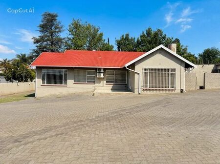 4 Bedroom house to rent in Kensington B, Randburg