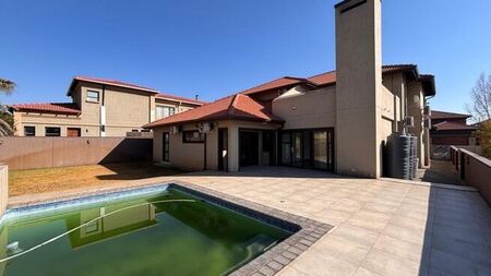 5 Bedroom house to rent in Emfuleni Golf Estate, Vanderbijlpark