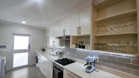 3 Bedroom Apartment in Hartenbos Heuwels