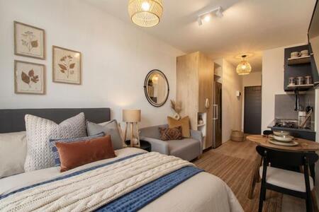 Studio Apartment in Constantia Kloof