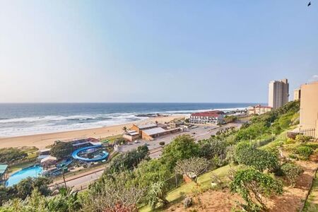 2 Bedroom Apartment in Amanzimtoti