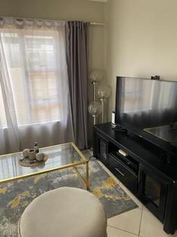 2 Bedroom House in Pretoria West
