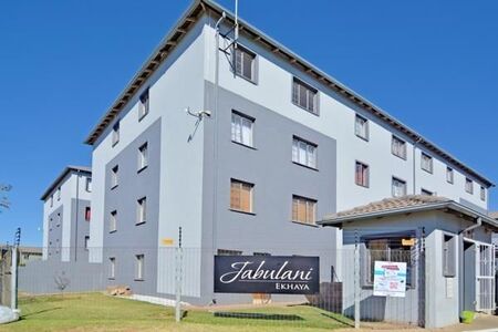 2 Bedroom Apartment in Jabulani