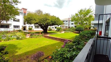 3 Bedroom apartment to rent in Kenilworth Upper, Cape Town