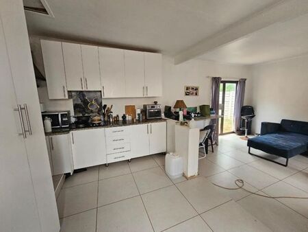 2 Bedroom cottage to rent in Bluff, Durban