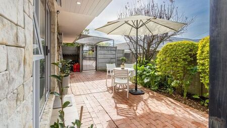 1 Bedroom flat to rent in Lemoenkloof, Paarl
