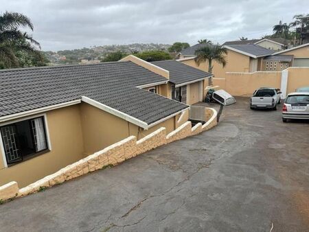 3 Bedroom house to rent in Bluff, Durban