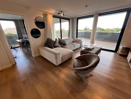 2 Bedroom apartment to rent in Newlands, Cape Town