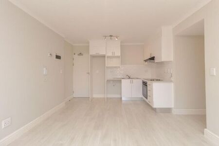 2 Bedroom apartment to rent in Kenilworth Upper, Cape Town