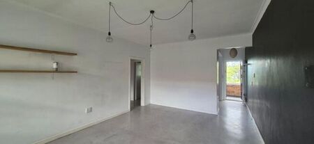 2 Bedroom flat to rent in Kenilworth, Cape Town