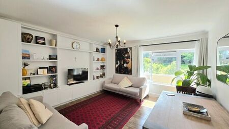 2 Bedroom apartment to rent in Wynberg Upper, Cape Town