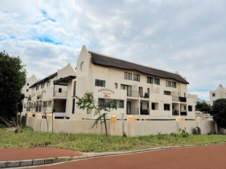 2 Bedroom Apartment in Melkbosstrand