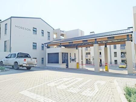 2 Bedroom Apartment in Vredekloof East
