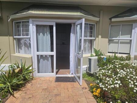 1 Bedroom Apartment in Van Riebeeckshof