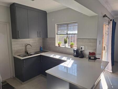 2 Bedroom House in Royldene