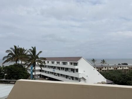 2 Bedroom Apartment in Manaba Beach