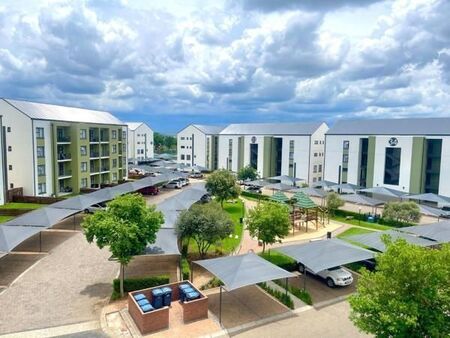 Studio apartment in Willow Park Manor