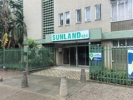 2 Bedroom Apartment in Sunnyside