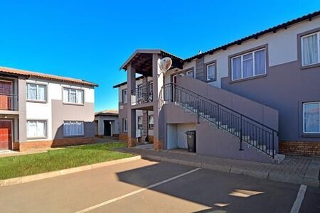 2 Bedroom Apartment in Protea Glen