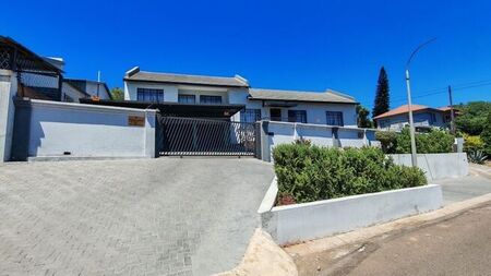 4 Bedroom house to rent in Safari Gardens, Rustenburg