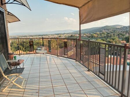 1 Bedroom bachelor apartment to rent in Azalea Park, Rustenburg