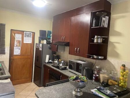 2 Bedroom apartment to rent in Elspark, Germiston