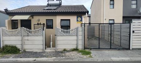 2 Bedroom house to rent in Sunset Glen, Blue Downs