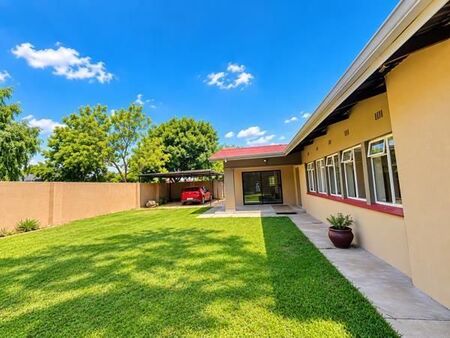 3 Bedroom House in Vanderbijlpark Central