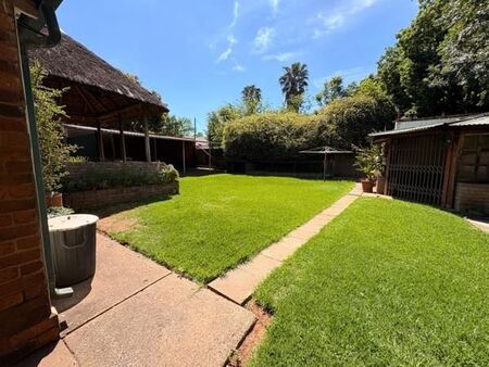 3 Bedroom House in Vanderbijlpark Cw6