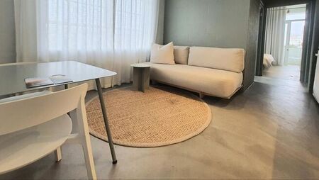 1 Bedroom apartment to rent in Gardens, Cape Town