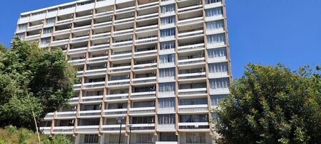1 Bedroom bachelor apartment to rent in Parktown, Johannesburg