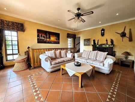 3 Bedroom apartment to rent in St Andrews, Bedfordview