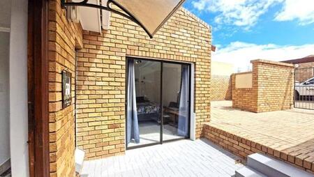 1 Bedroom Flat in Mossel Bay Central