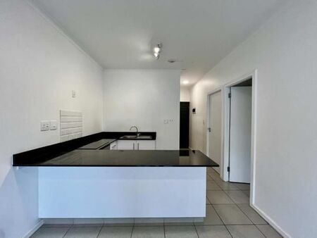 2 Bedroom Apartment in Waterfall