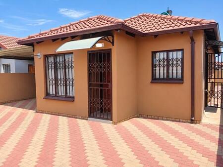 3 Bedroom House in Soshanguve Vv