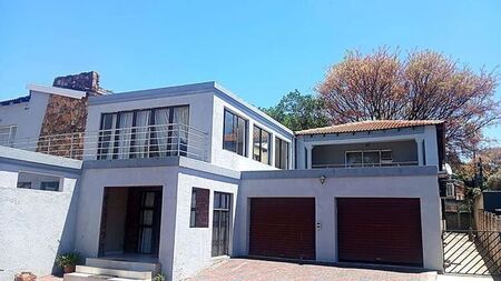 5 Bedroom house to rent in Greymont, Johannesburg