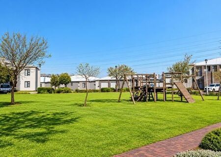 2 Bedroom Apartment in Brackenfell South
