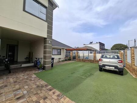 1 Bedroom Flat in Monte Vista